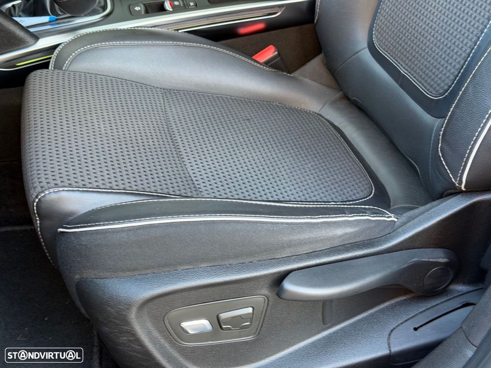 Renault Mégane 1.2 TCE Limited - 41
