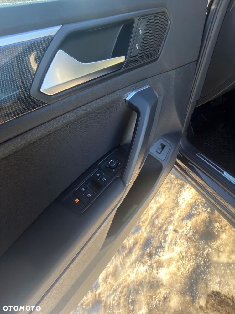 Volkswagen Tiguan 1.5 TSI EVO Elegance DSG - 16