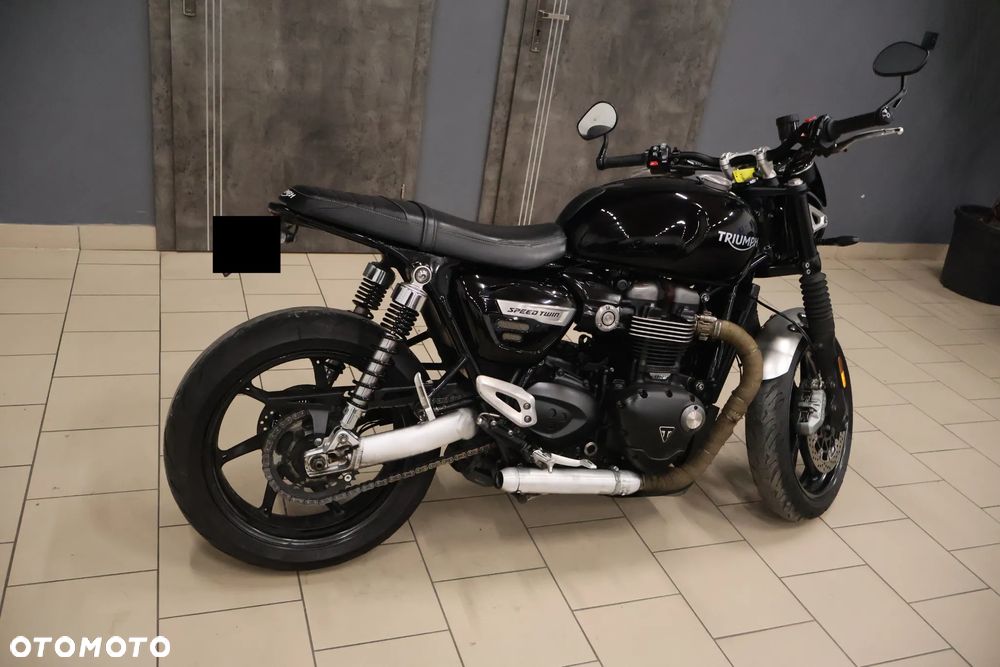 Triumph Speed Twin - 10