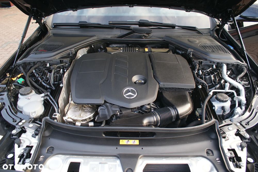 Mercedes-Benz Klasa E - 19