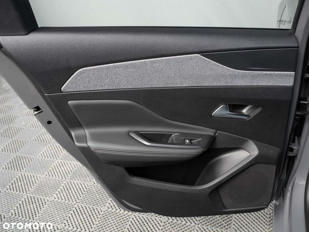 Peugeot 308 1.5 BlueHDi Allure Pack S&S EAT8 - 27