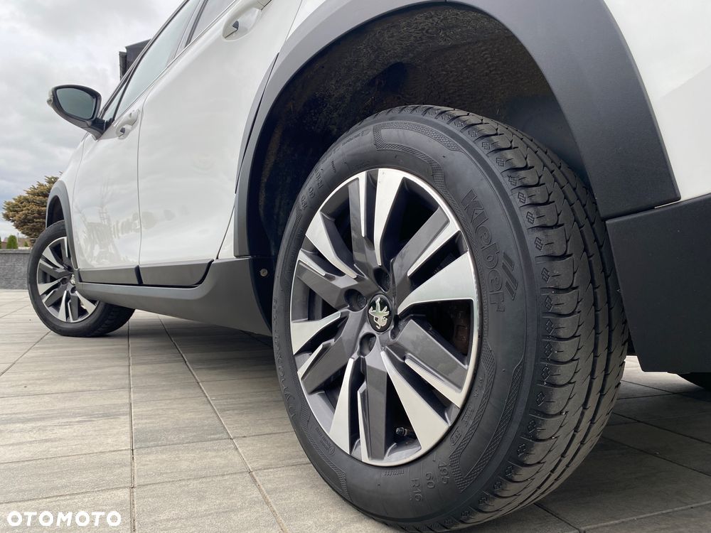Peugeot 2008 PureTech 110 Stop&Start Allure - 33