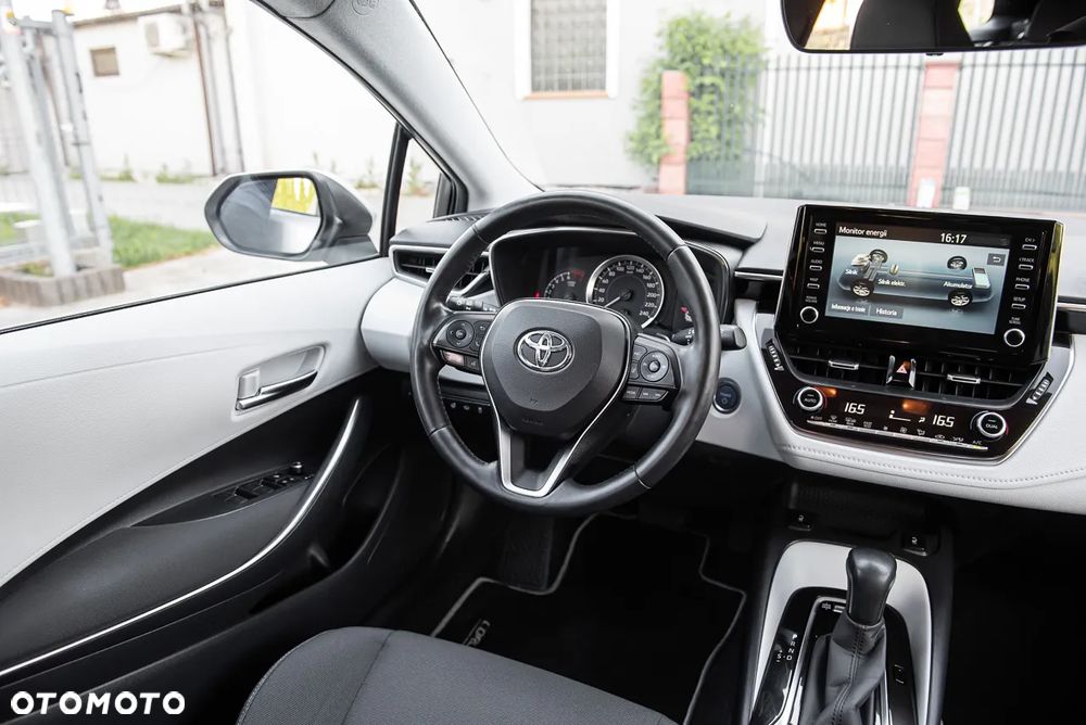 Toyota Corolla 2.0 Hybrid Trek - 27