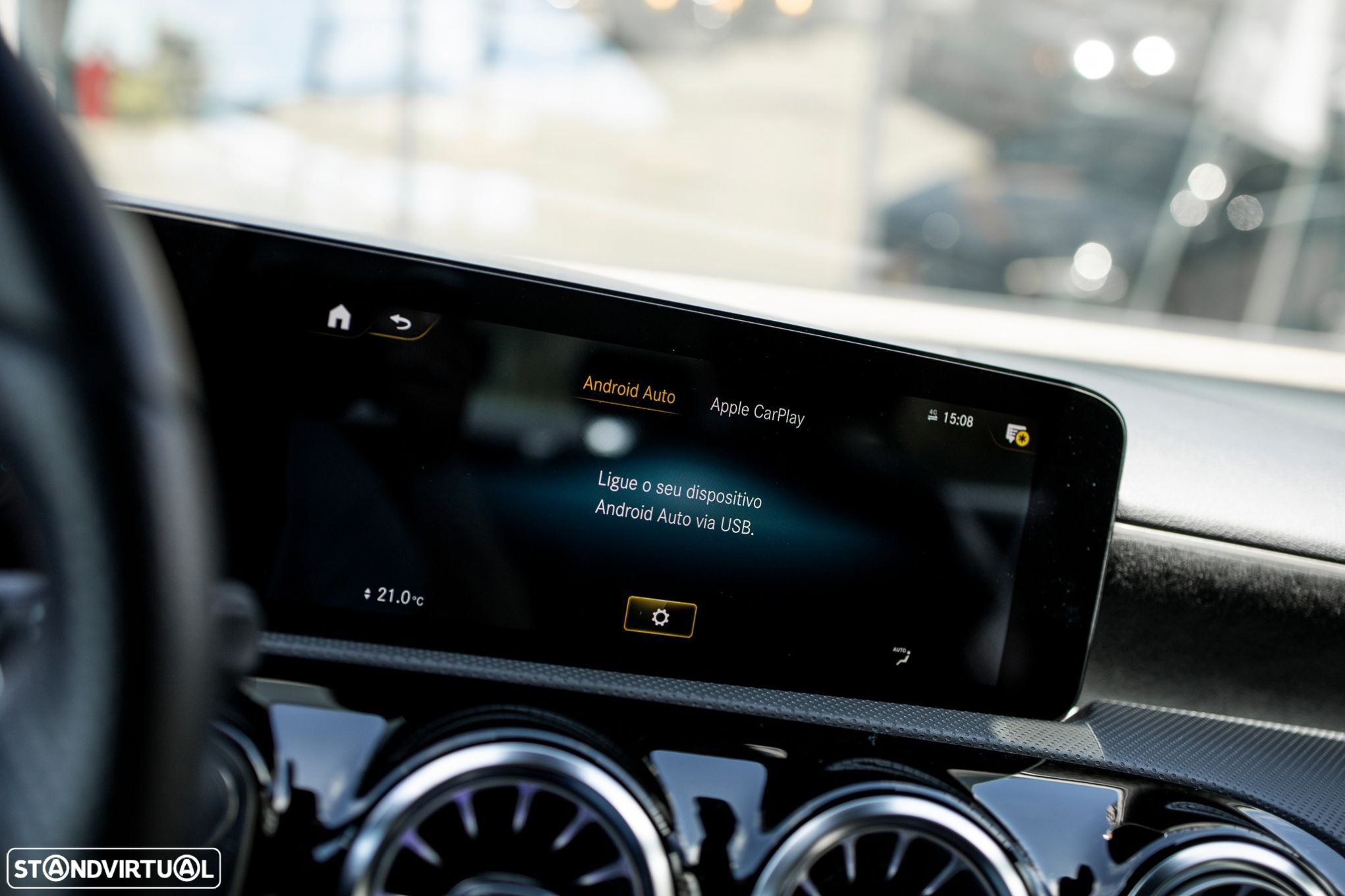 Mercedes-Benz A 250 Limousine e AMG Line - 31