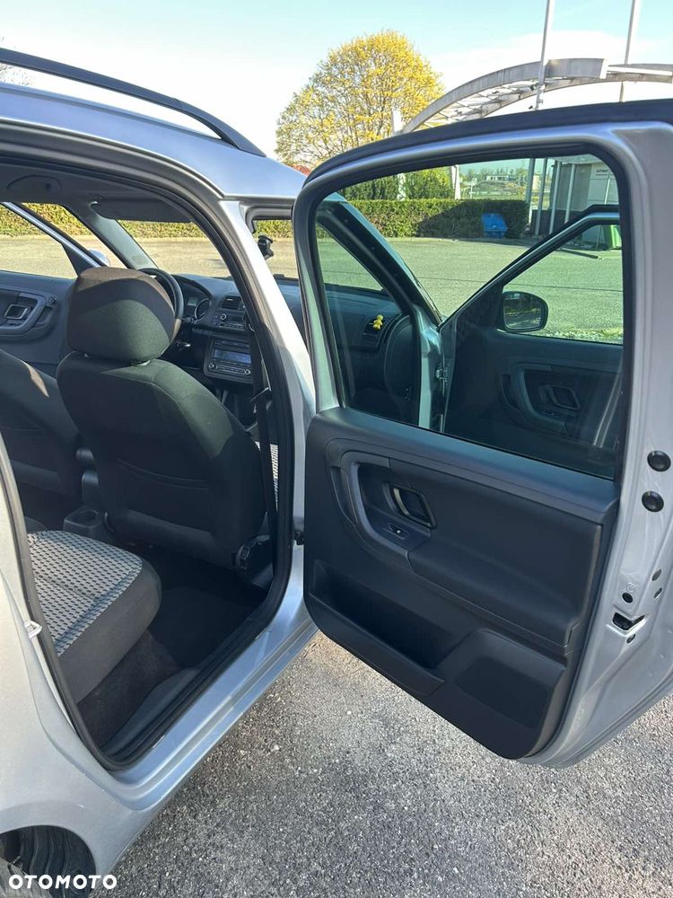 Skoda Roomster 1.2 TSI Comfort PLUS EDITION - 19