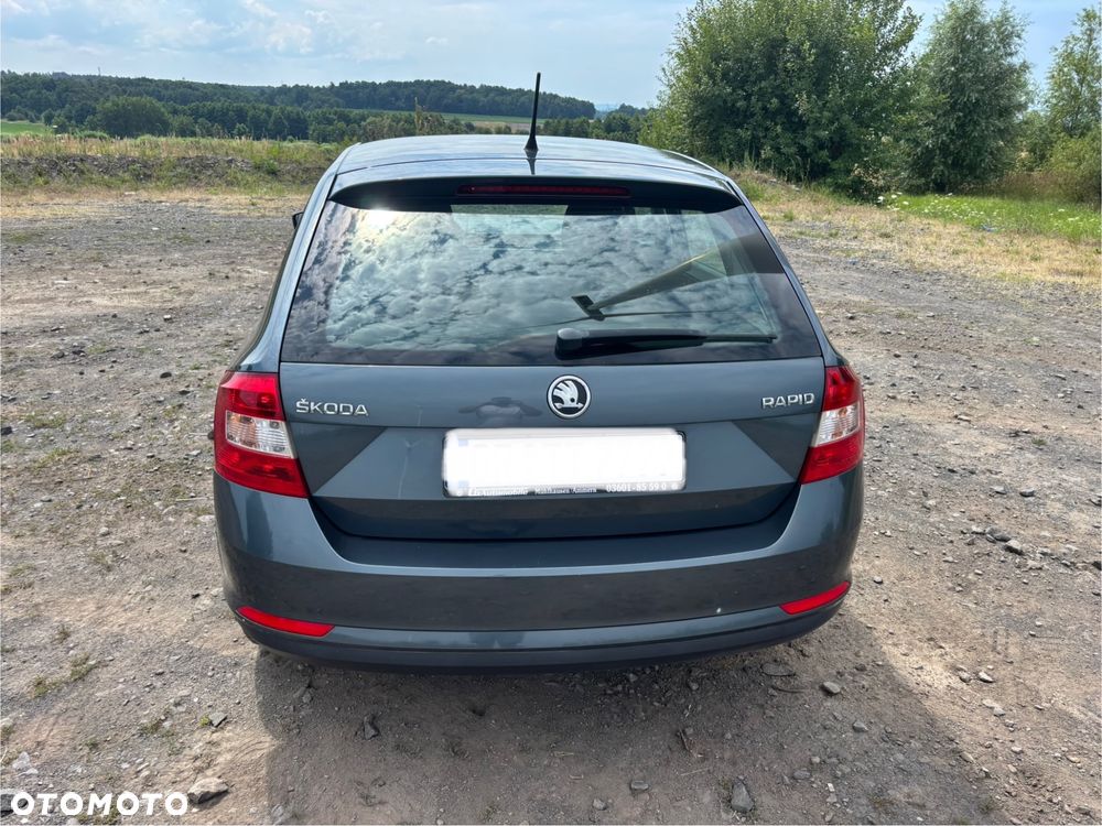 Skoda RAPID Spaceback 1.2 TSI Active - 4