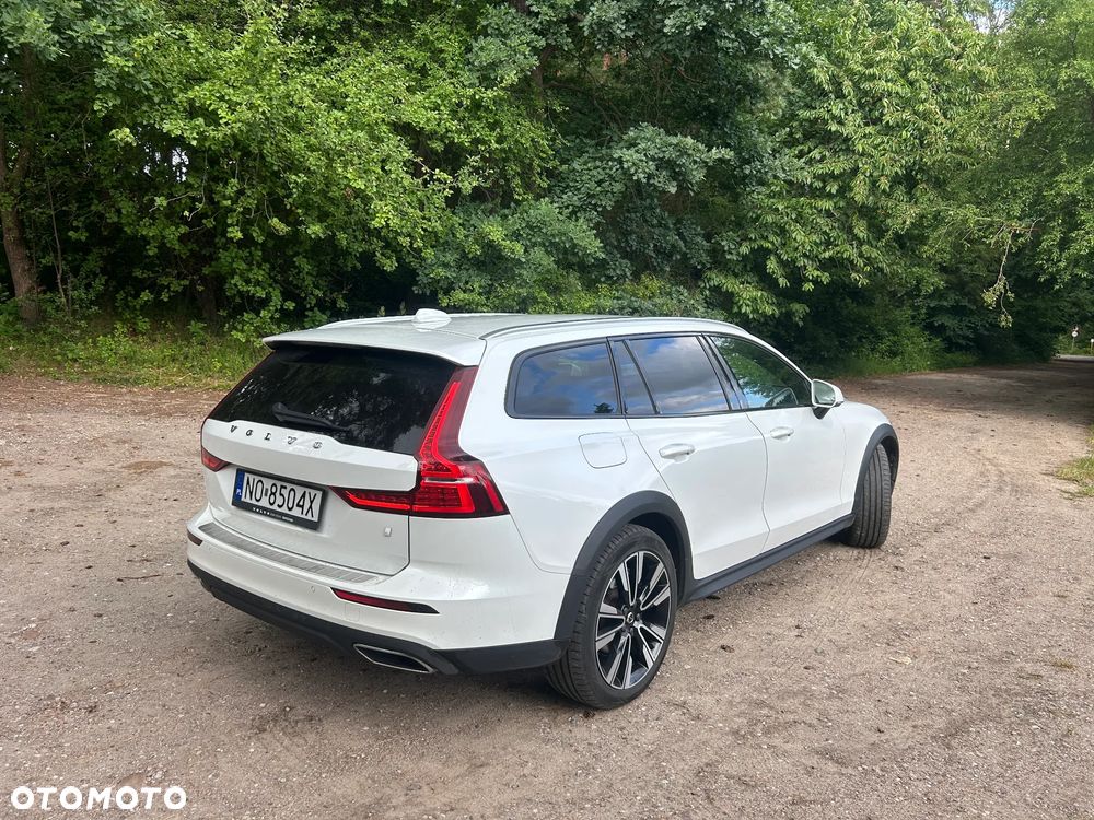Volvo V60 D4 AWD Momentum Pro - 9