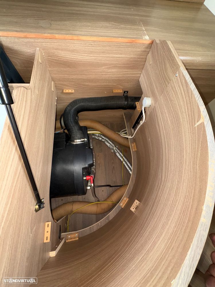 Burstner Aviano Aviano 727 cama central - 27