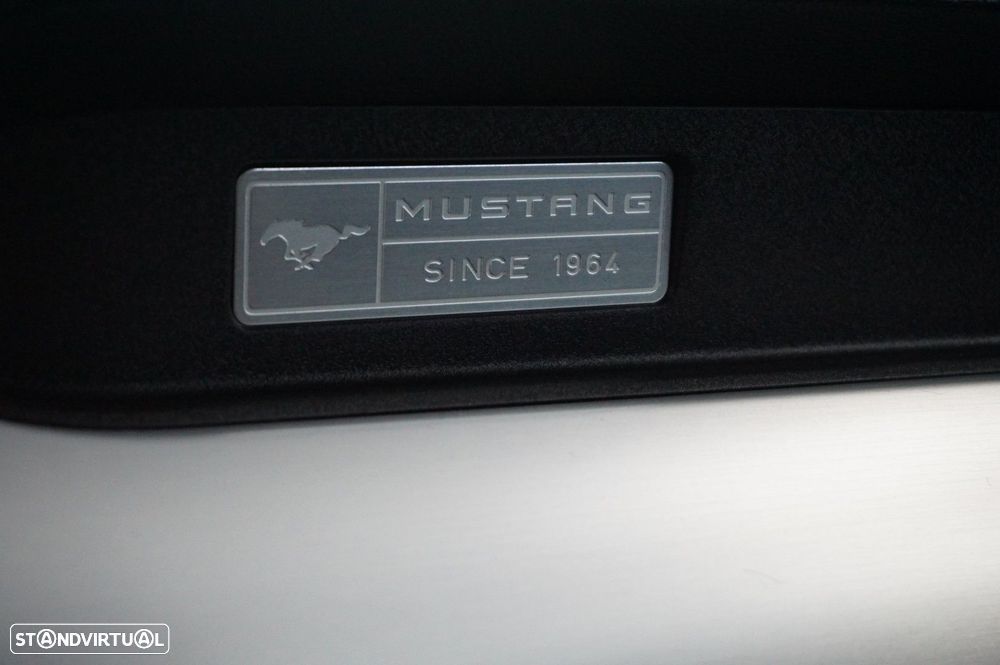 Ford Mustang 2.3i EcoBoost - 22