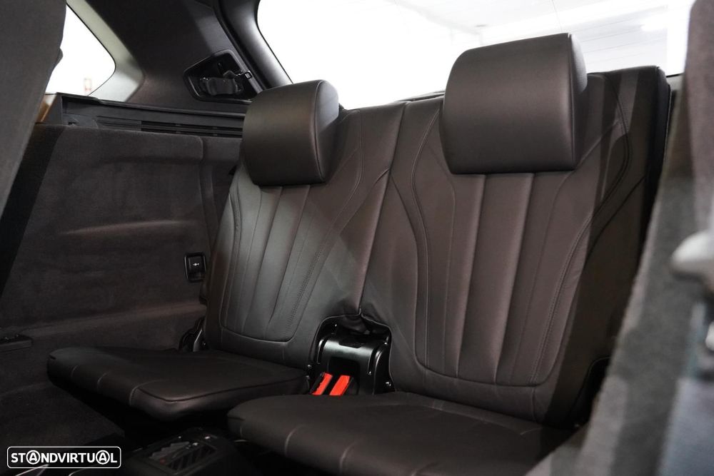 BMW X5 25 d sDrive Pack M - 9