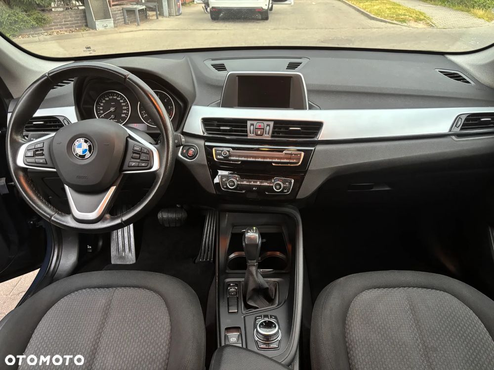 BMW X1 sDrive18d xLine sport - 9