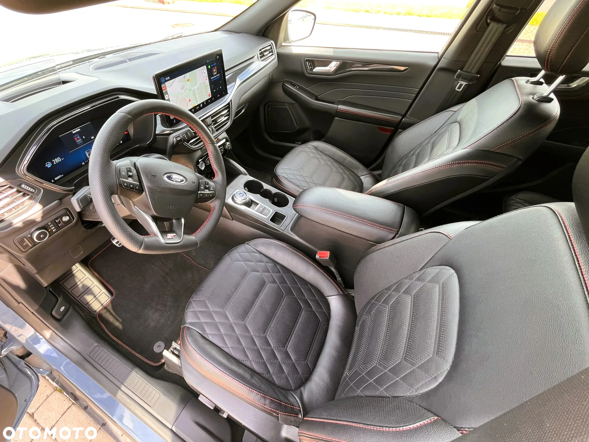 Ford Kuga - 13