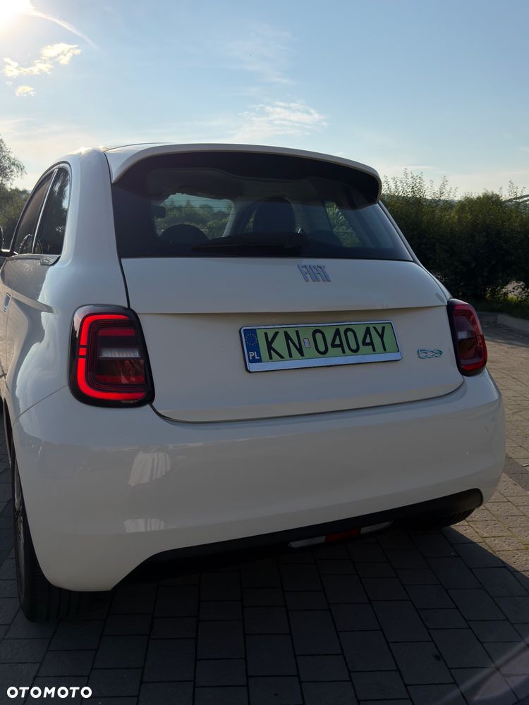 Fiat 500 23.8kWh Icon - 4