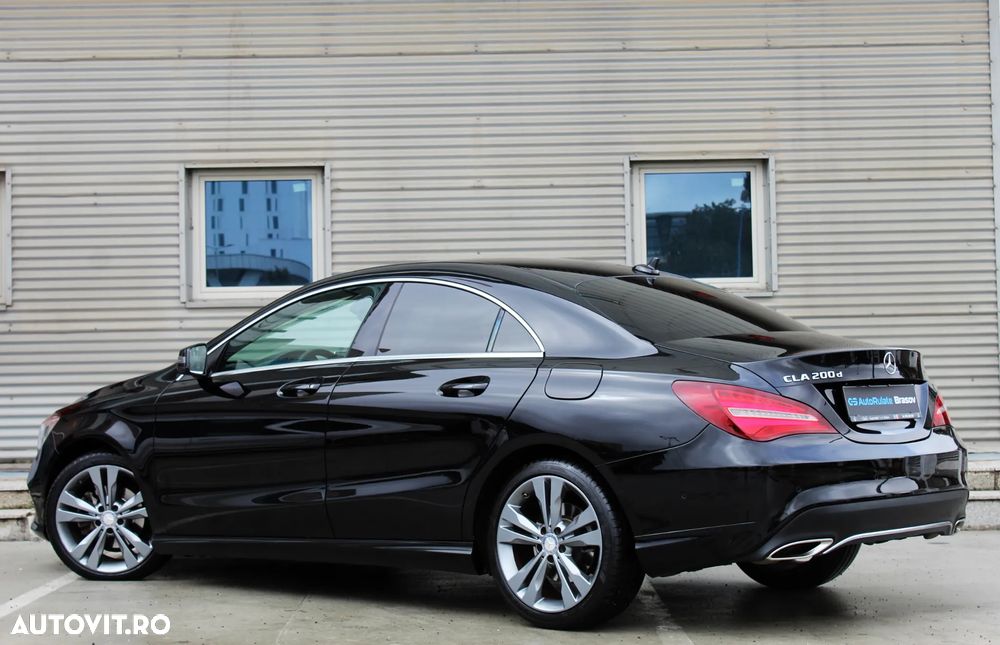 Mercedes-Benz CLA 200 (CDI) d Urban - 3