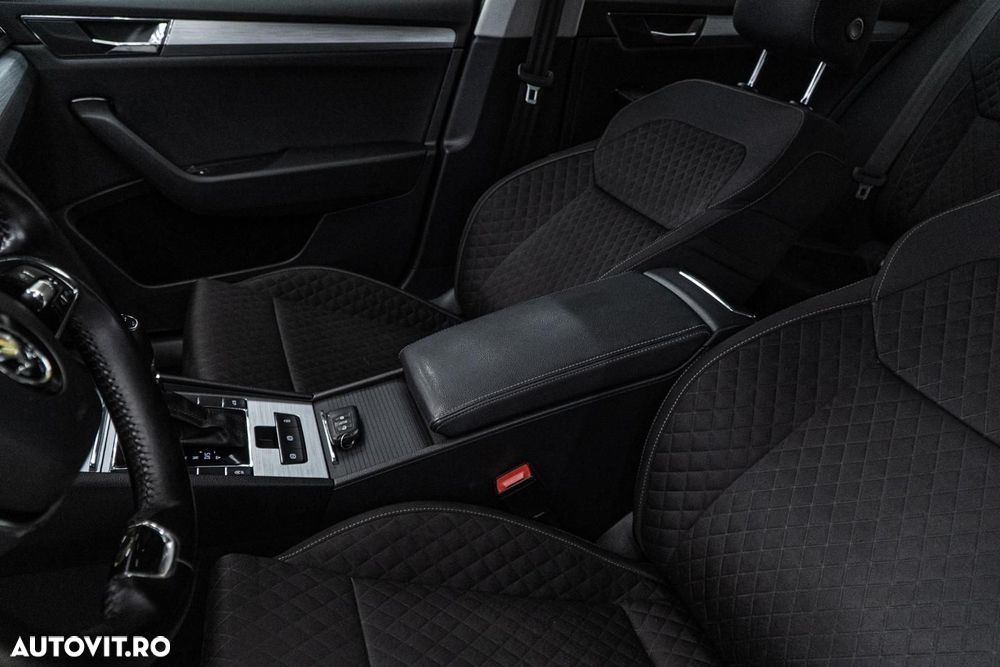 Skoda Superb 2.0 TDI DSG Style - 18