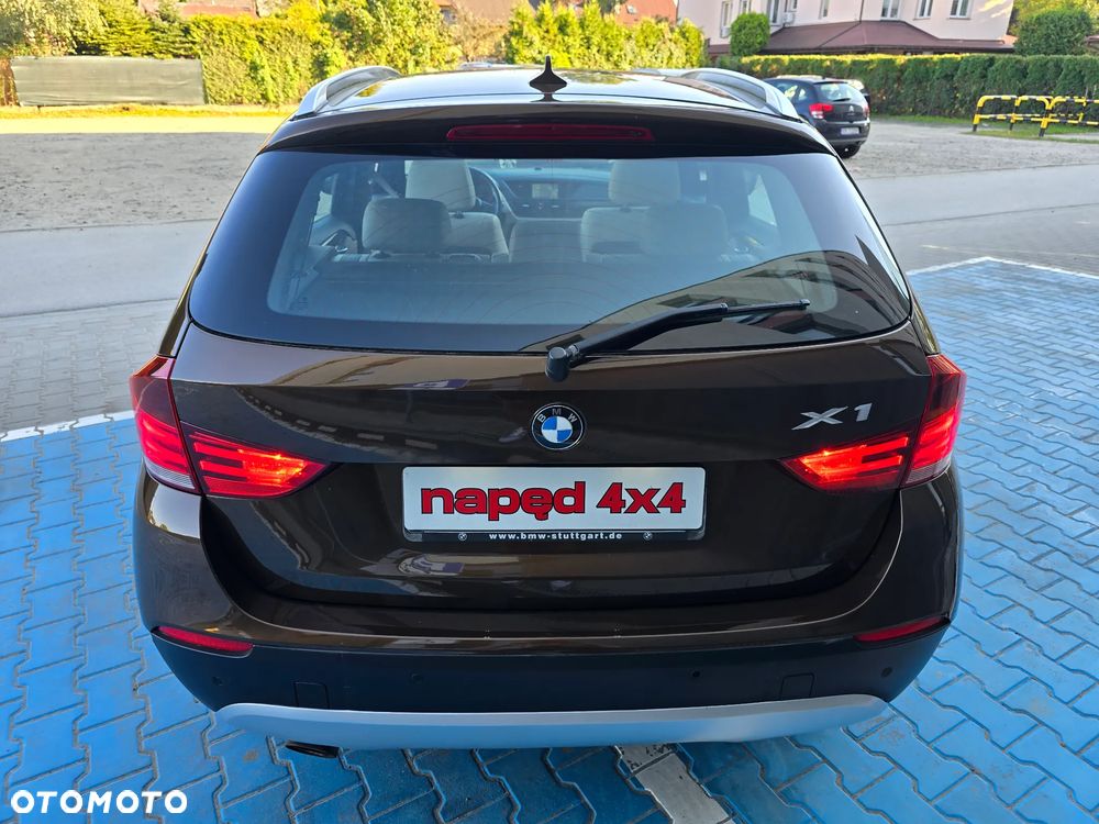 BMW X1 xDrive20d - 28