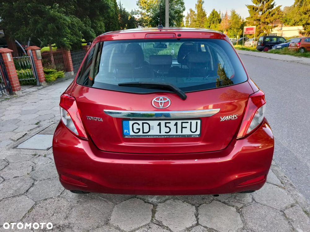 Toyota Yaris - 17