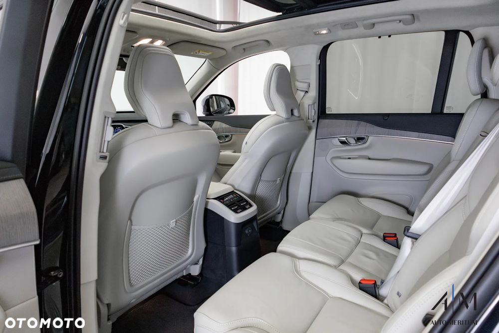 Volvo XC 90 T8 AWD Recharge Ultimate Dark - 32