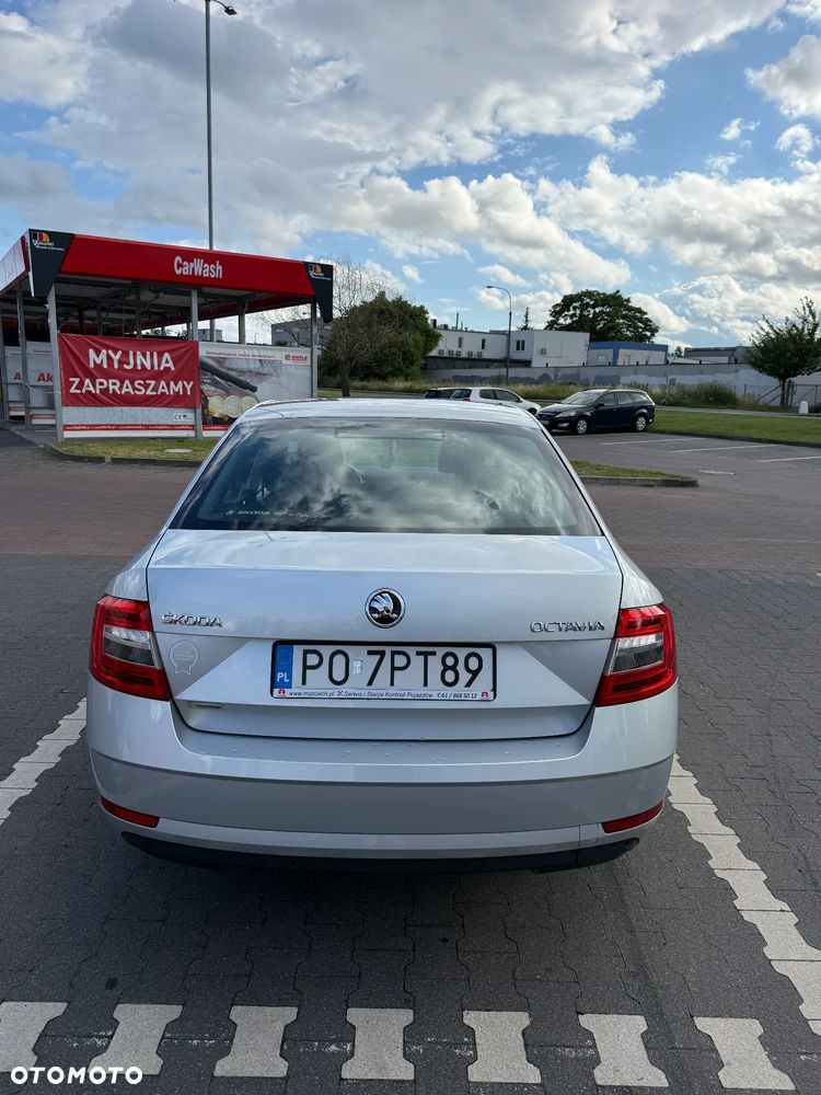 Skoda Octavia 1.6 TDI Ambition - 6