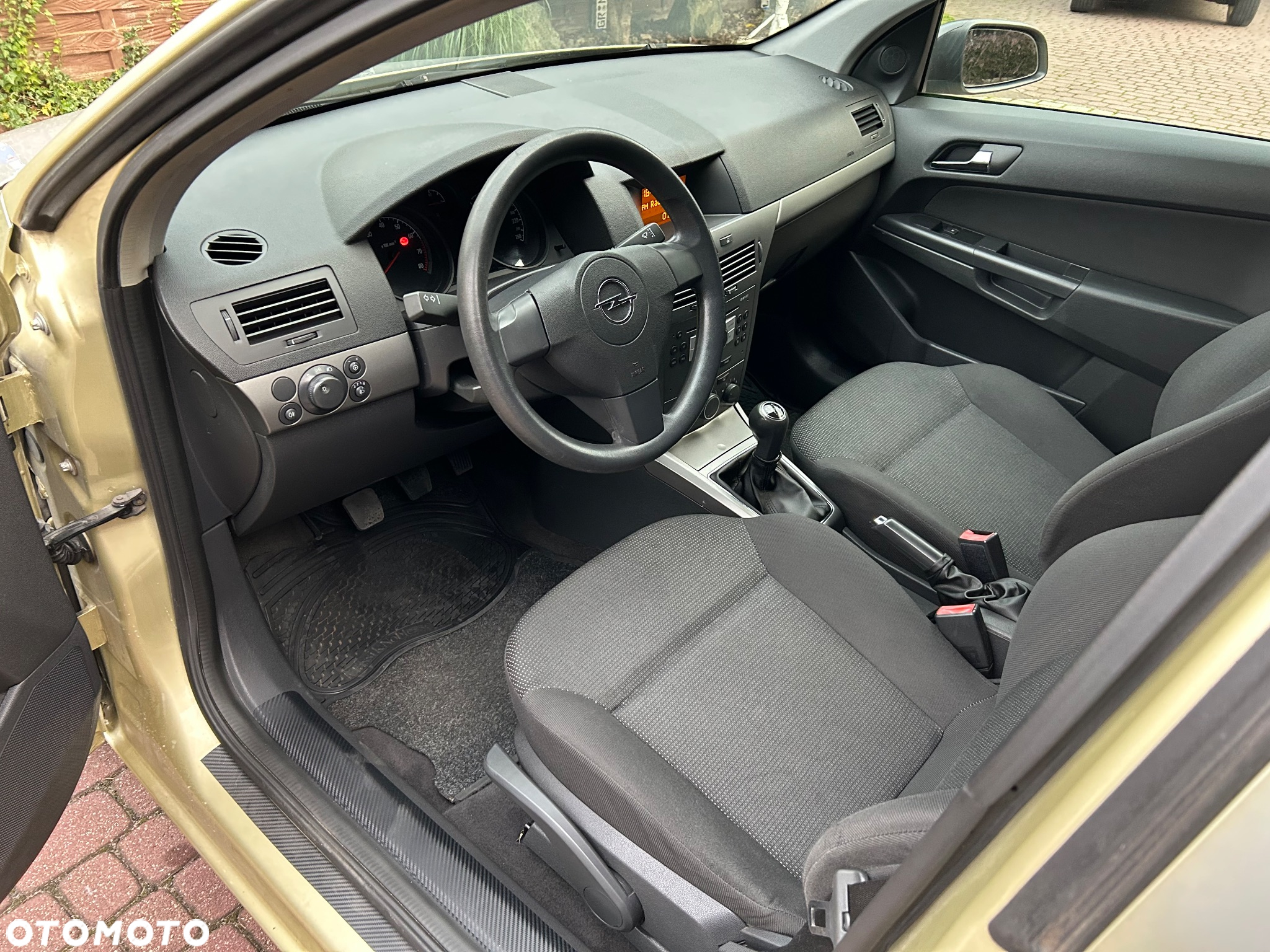 Opel Astra - 10