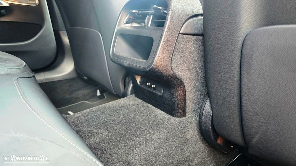 Mercedes-Benz E 300 de - 38