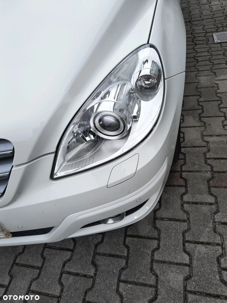 Mercedes-Benz Klasa B 180 CDI Autotronic - 15