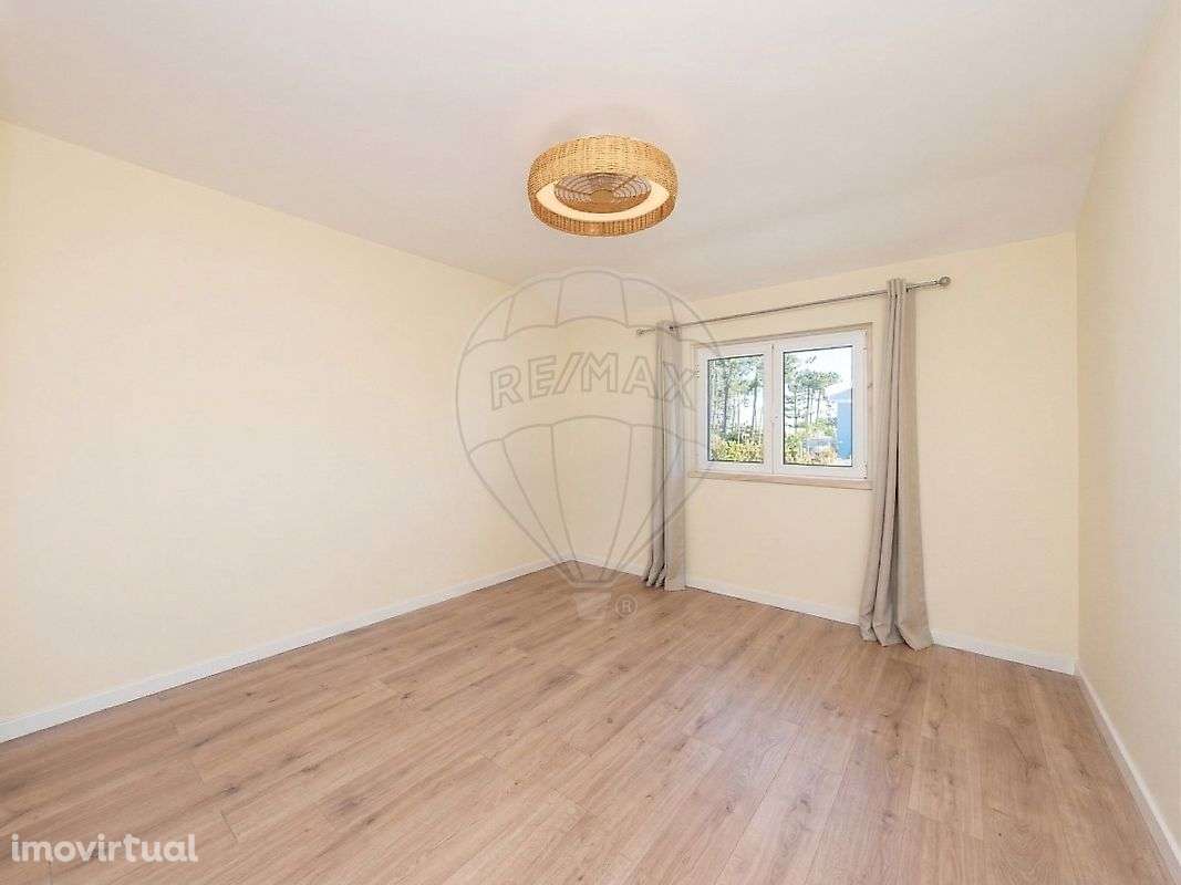 Moradia T4 para arrendamento - Grande imagem: 3/11