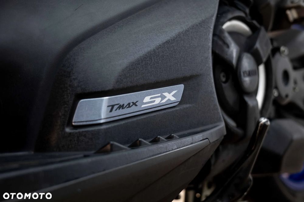 Yamaha Tmax - 19