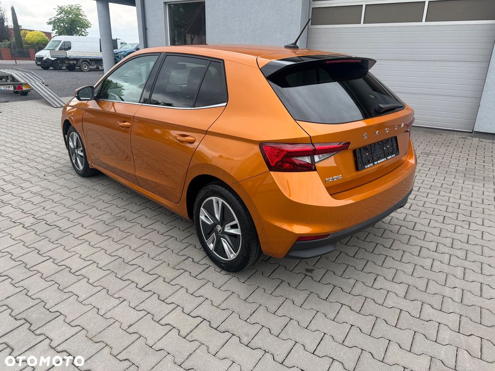 Skoda Fabia 1.0 TSI Style Color - 4