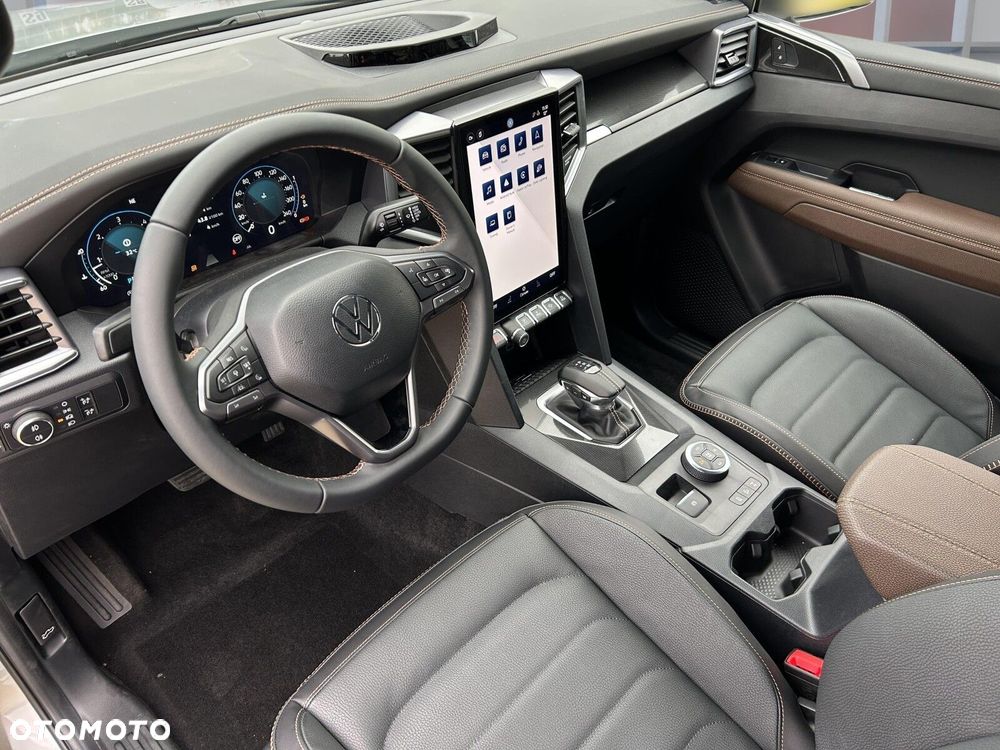 Volkswagen Amarok - 11
