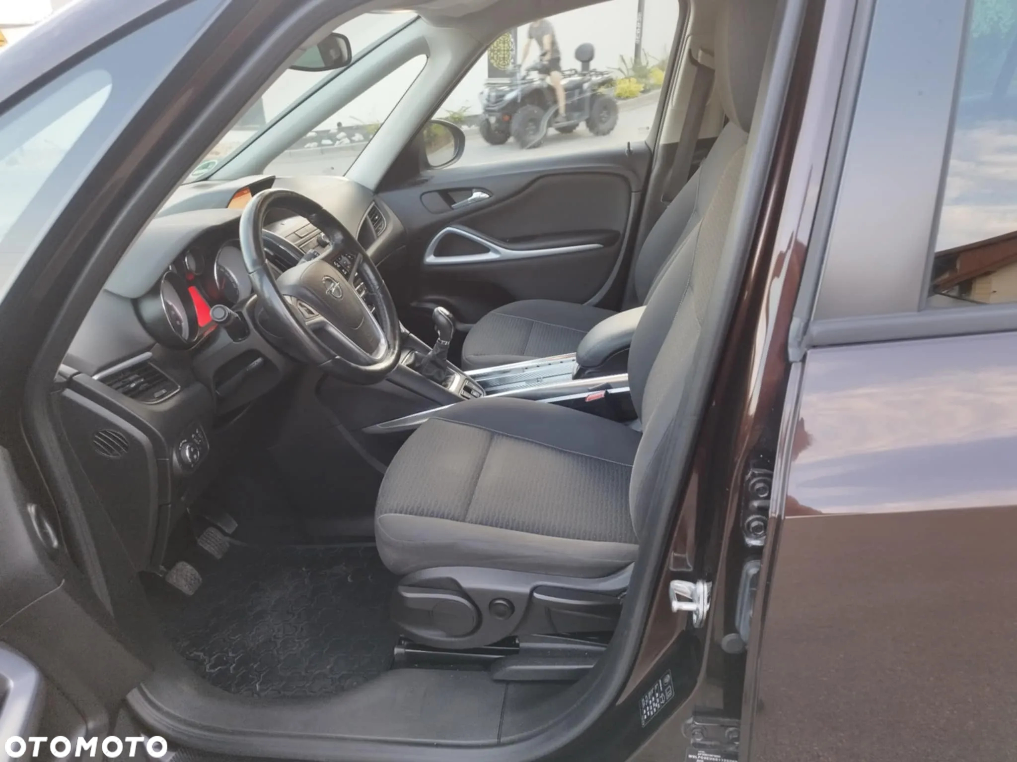 Opel Zafira Tourer 1.4 Turbo drive - 16