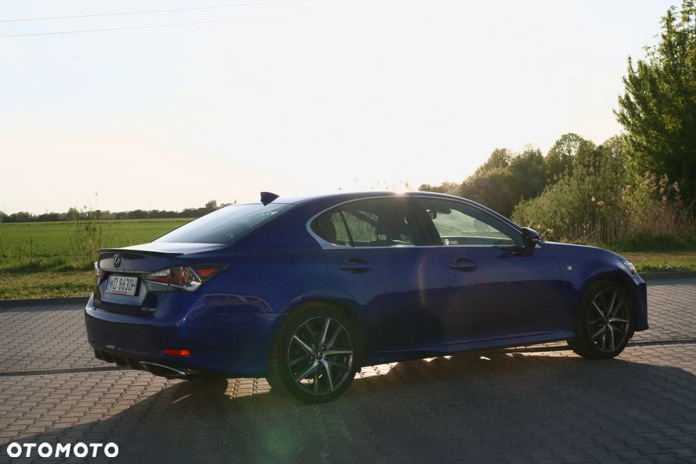 Lexus GS 200t / 300 F Sport - 4