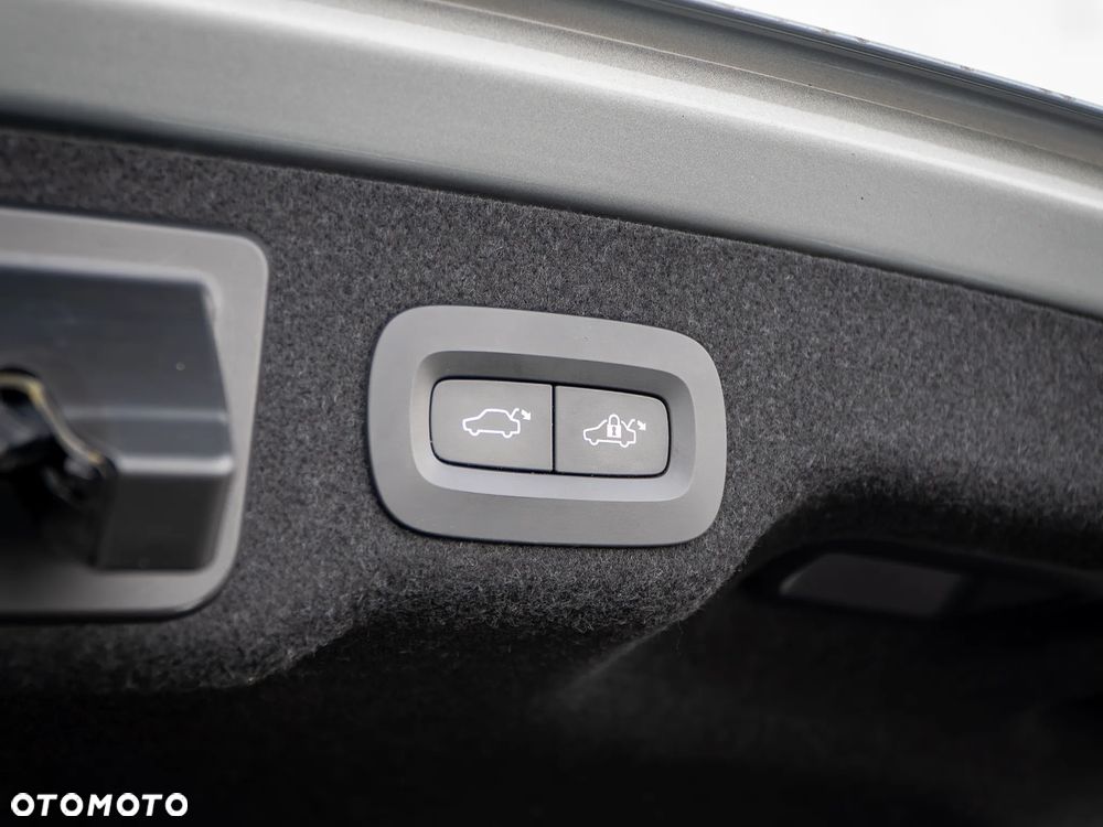 Volvo S90 D4 AWD Inscription - 18