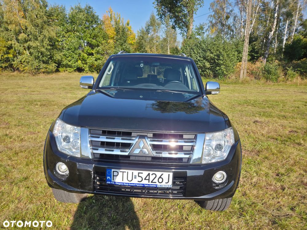 Mitsubishi Pajero - 8