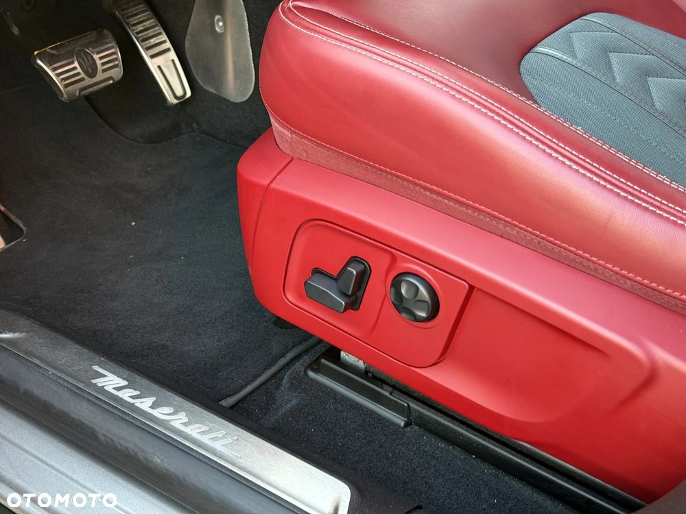 Maserati Levante Granlusso - 25