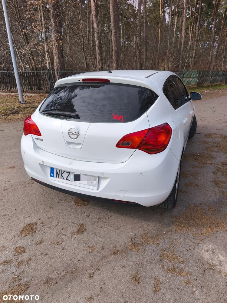 Opel Astra 1.6 - 7