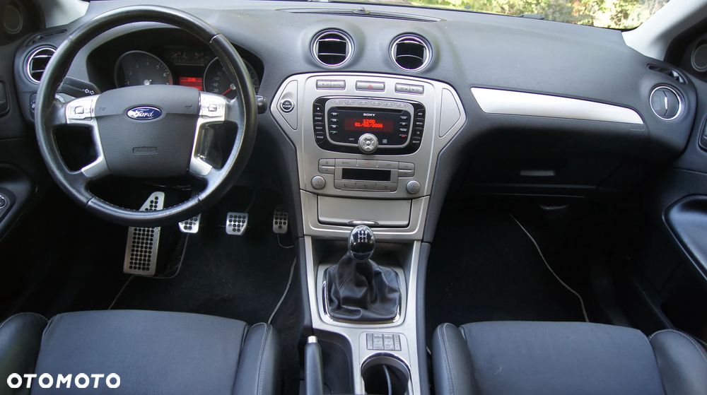 Ford Mondeo 2.0 Titanium - 12