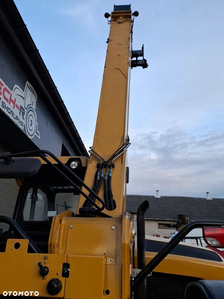 Caterpillar Cat TH 407 - 10