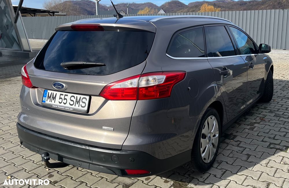 Ford Focus ver-1-6-tdci-dpf-start--stopp--system-titanium - 3