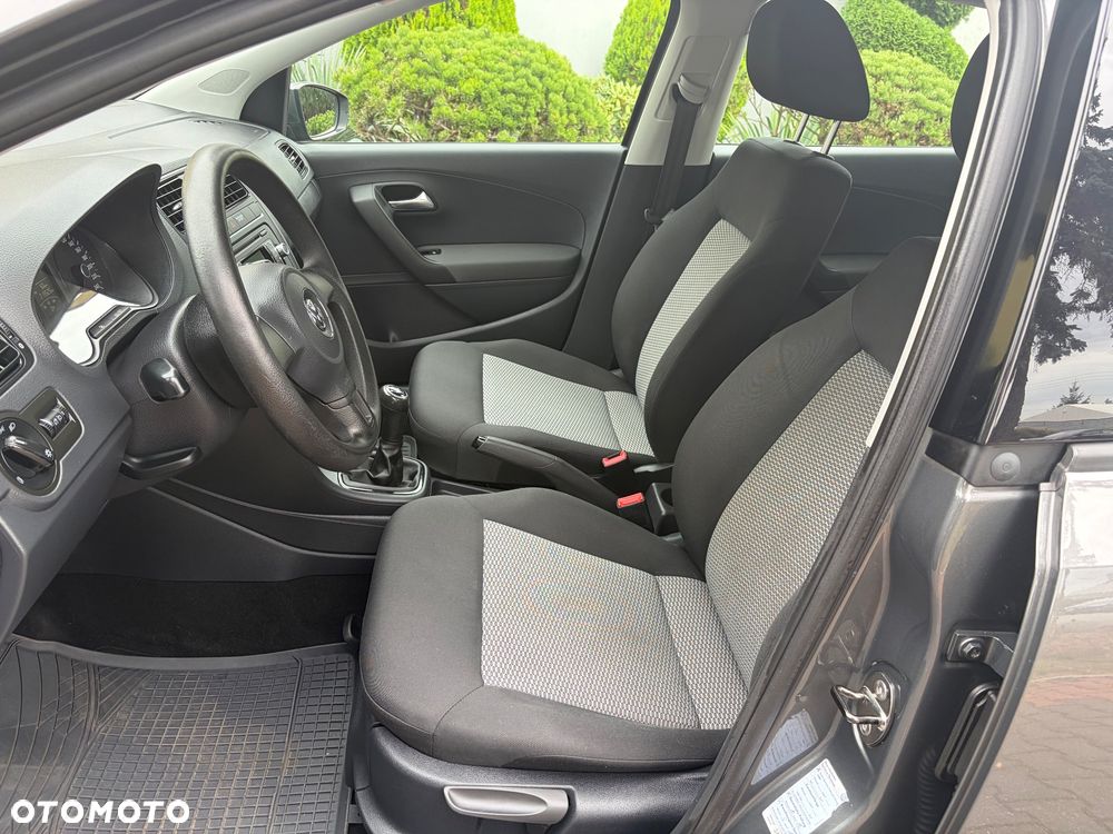 Volkswagen Polo 1.4 Comfortline - 21