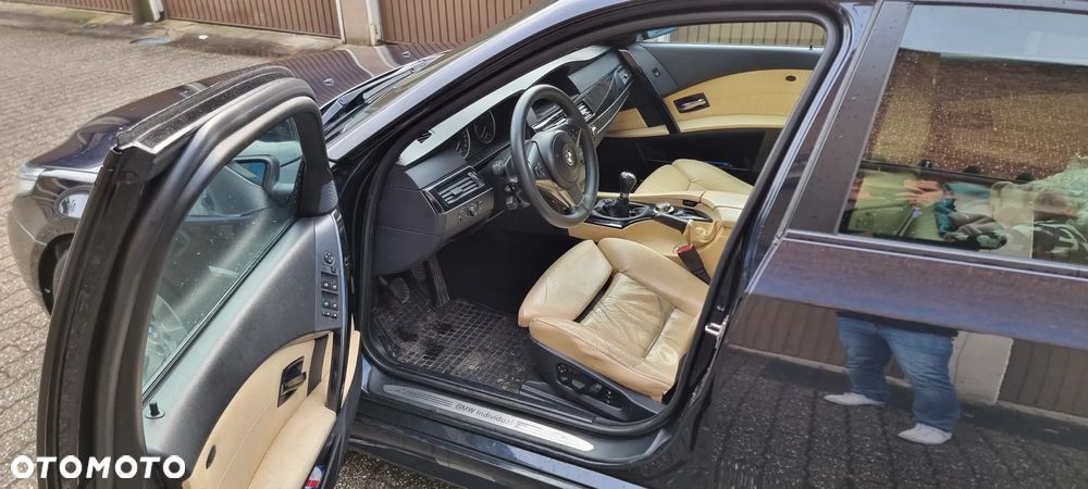 BMW Seria 5 530d - 11