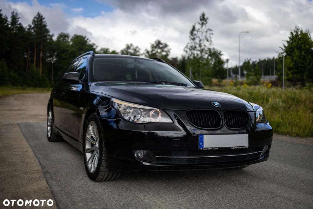 BMW Seria 5 520d Edition Exclusive - 1