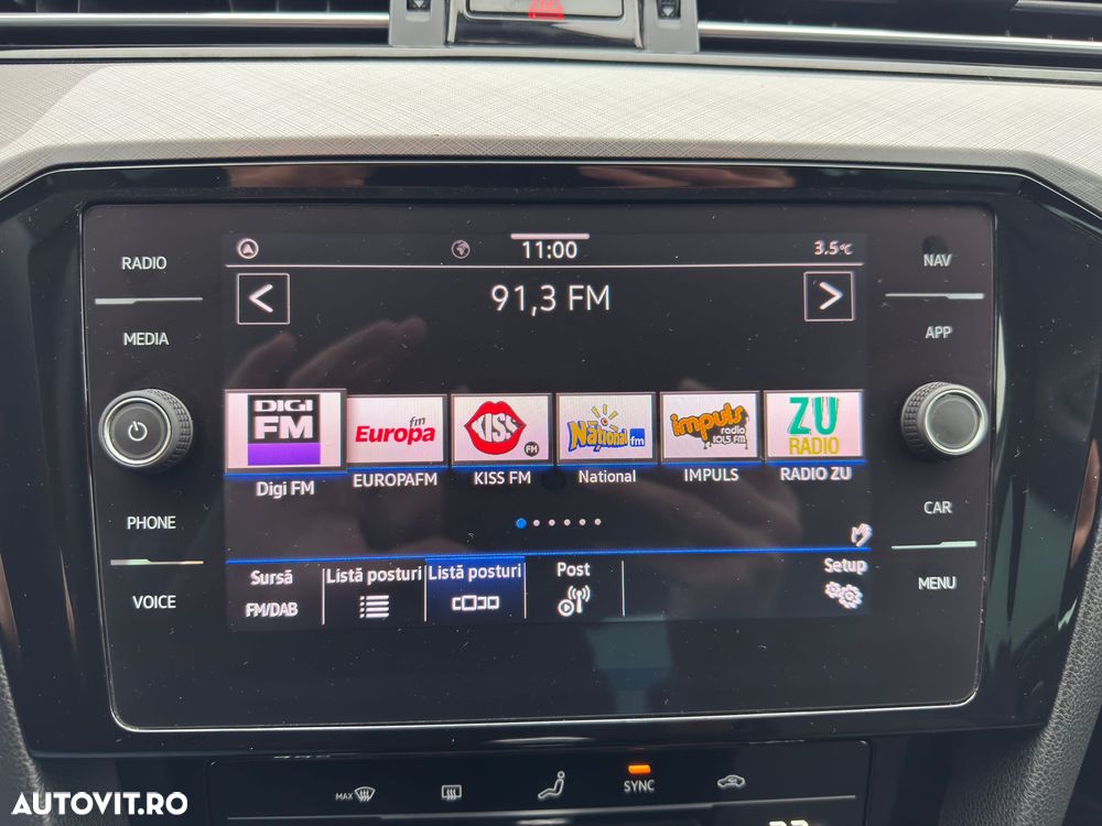 Volkswagen Passat - 11