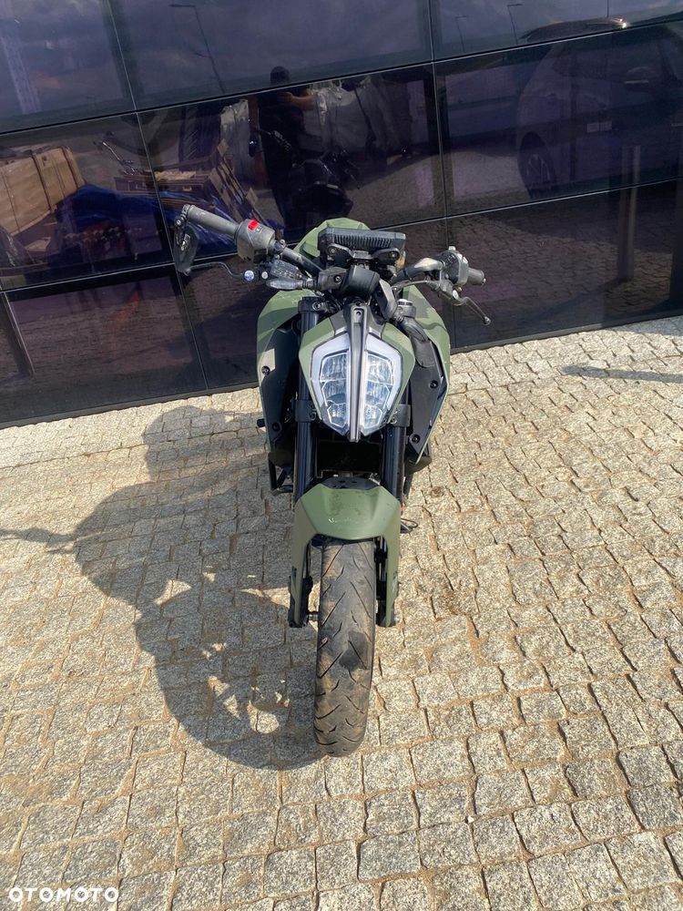 KTM Duke 390 - 4