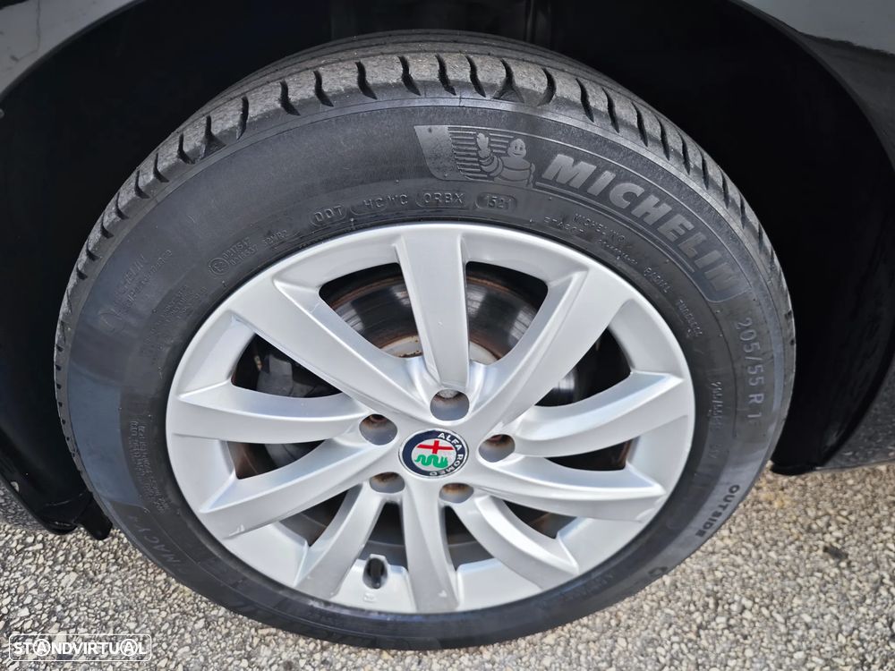 Alfa Romeo Giulietta 1.6 JTDM - 29