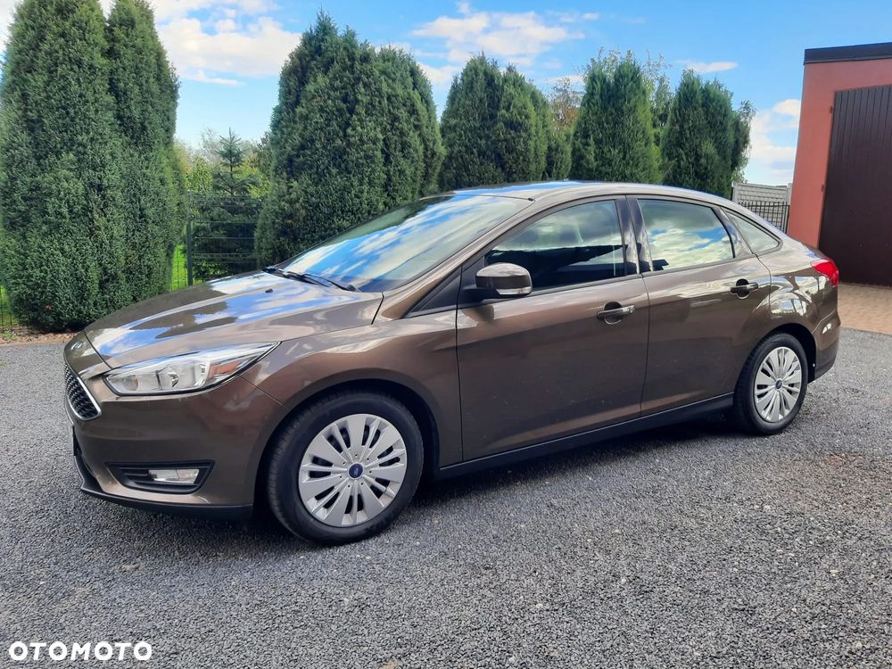 Ford Focus 1.6 SYNC Edition - 1