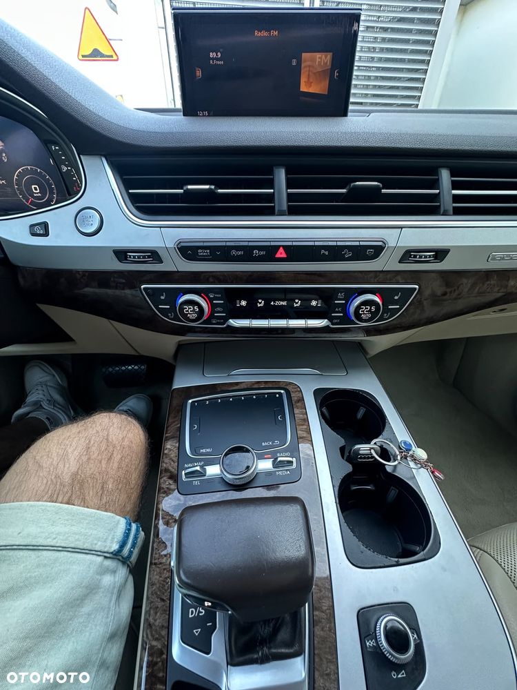 Audi Q7 - 9