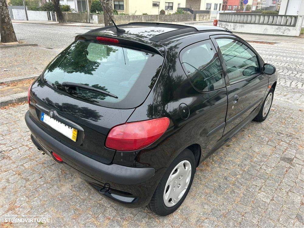 Peugeot 206 1.1 XR - 2
