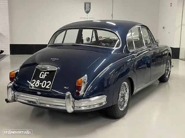 Jaguar MK II - 3