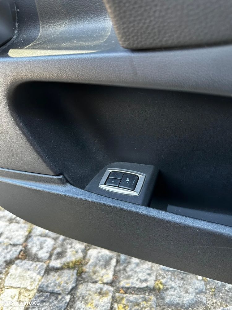 Jaguar XF Sportbrake 2.2 - 5